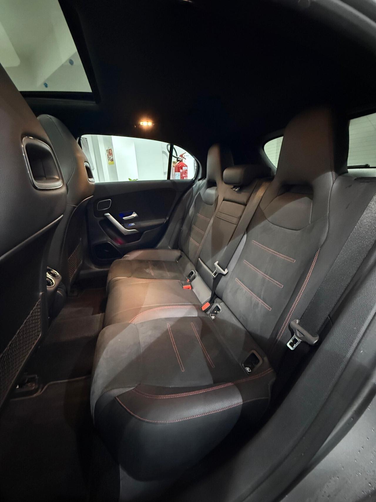 Mercedes-benz A 35 AMG *LUCI AMBIENTE*