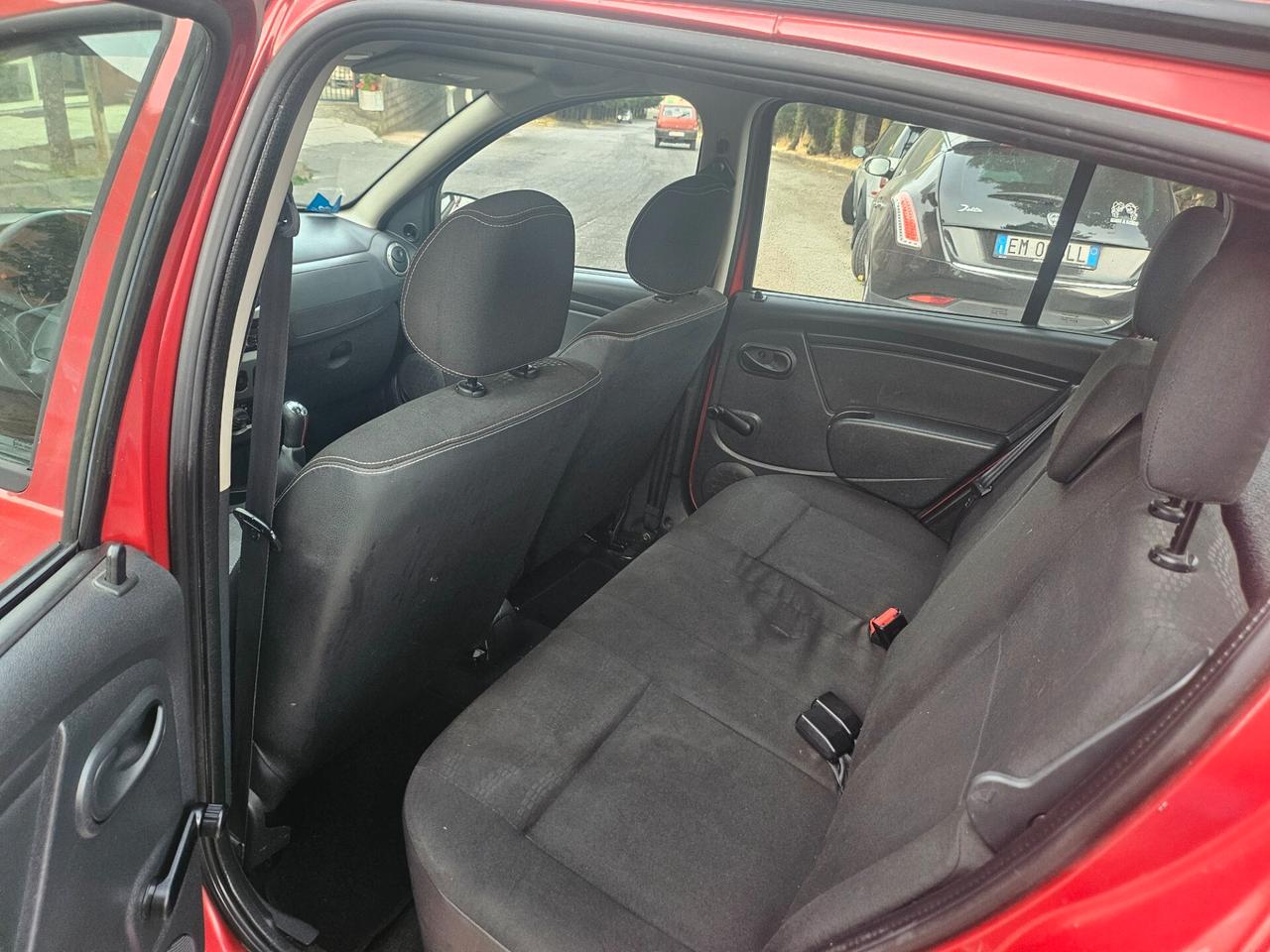 Dacia Sandero Stepway 1.6 85CV 112.000km 2011