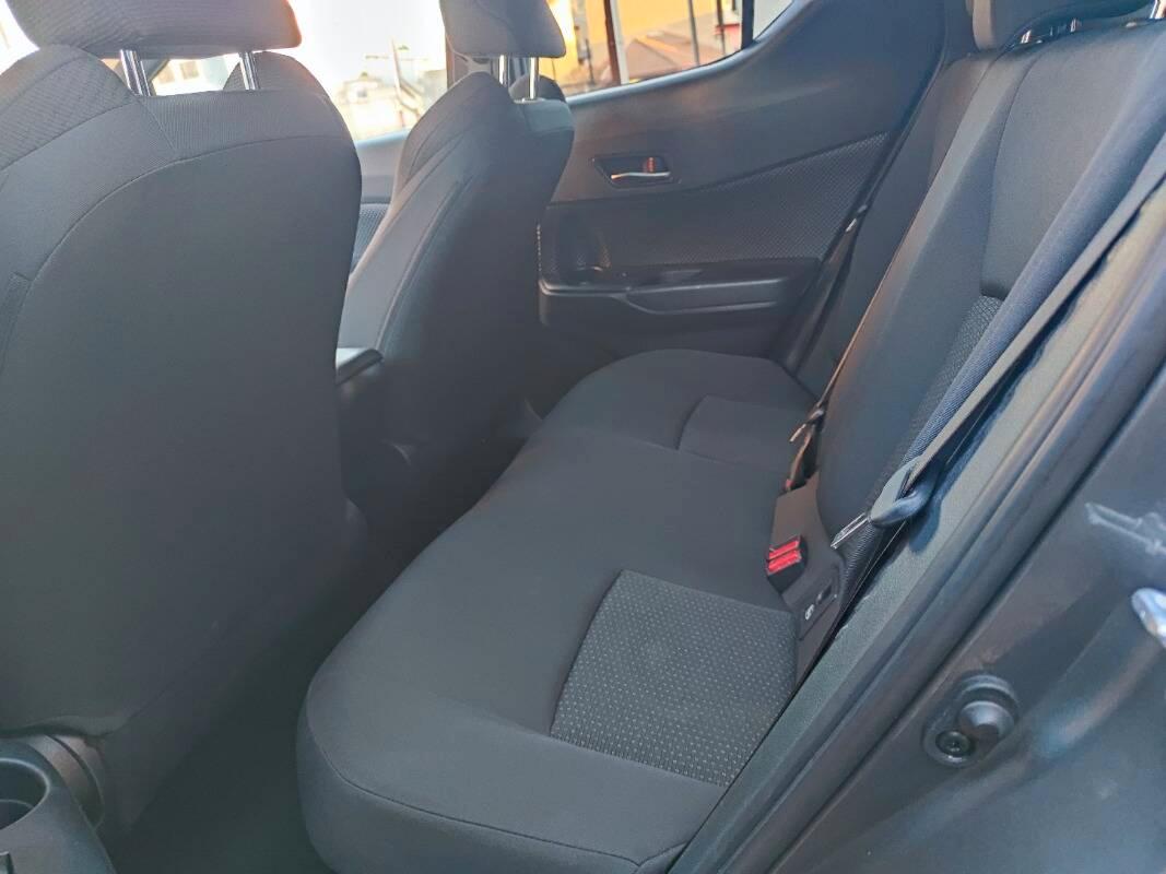 Toyota C-HR 1.8h Lime Beat Special Edition 2wd e-cvt