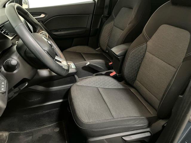 RENAULT Captur 1.6 E-Tech hybrid Zen 145cv auto