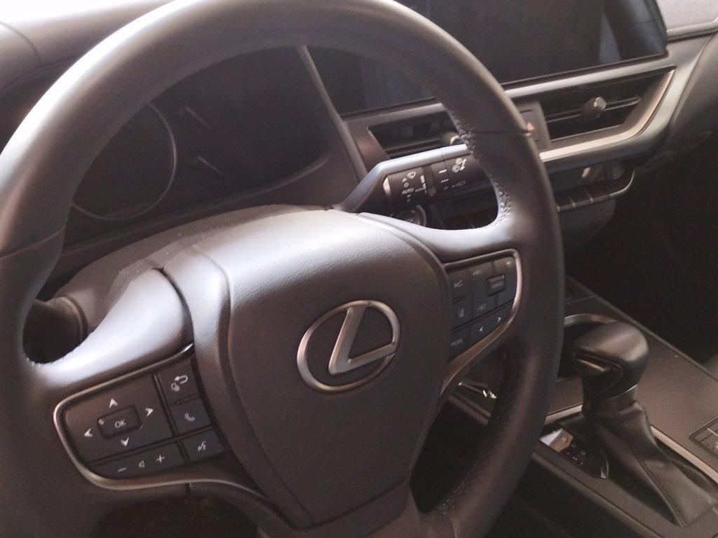 LEXUS Ux 250h 2.0 design 2wd cvt del 2024