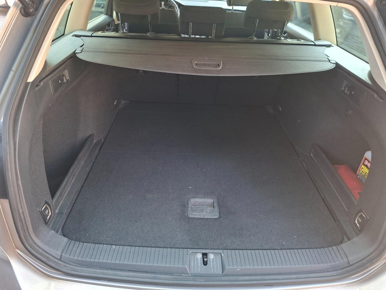 Volkswagen Passat 2.0 TDI 150 CV SCR DSG Business