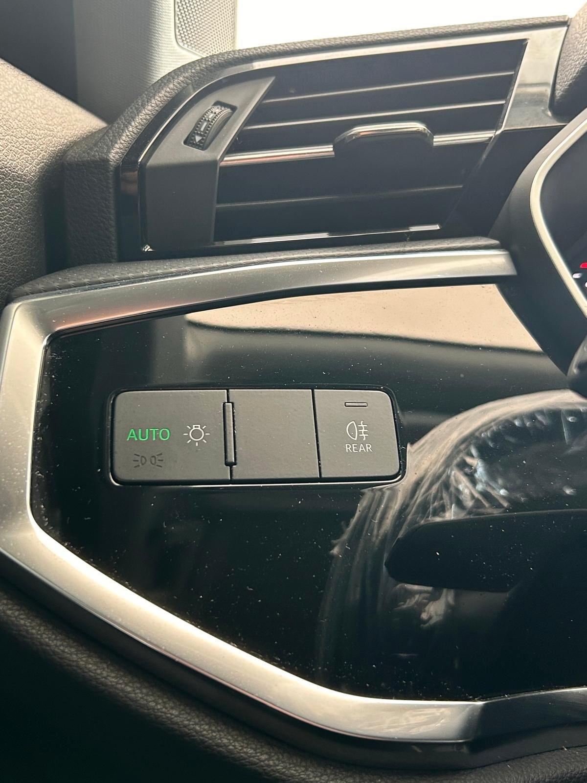 Audi Q3 35 TDI 2.0 Diesel 150 cv S tronic line edition