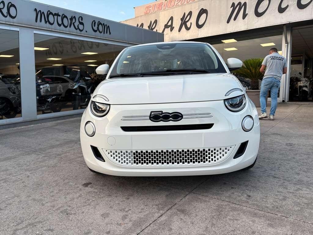 Fiat 500 Hybrid Torino 2026 / KM 0 IVA ESPOSTA Tua a solo 184 Euro al mese
