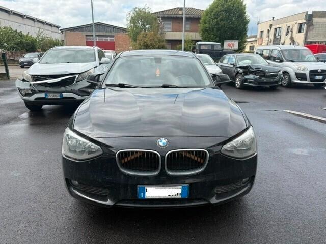 Bmw 118 118d 5p. Unique -MOTORE ROTTO