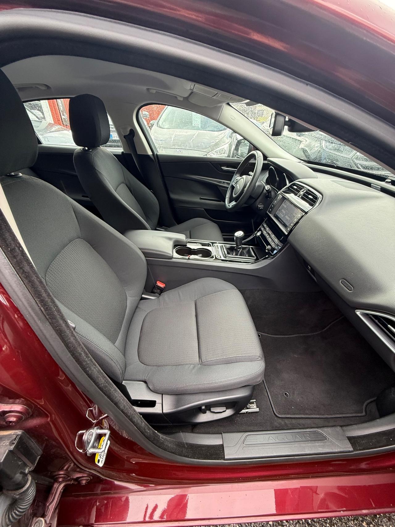 XE 2.0 D- Portfolio- (( 19 mila km-unipro )) -rate