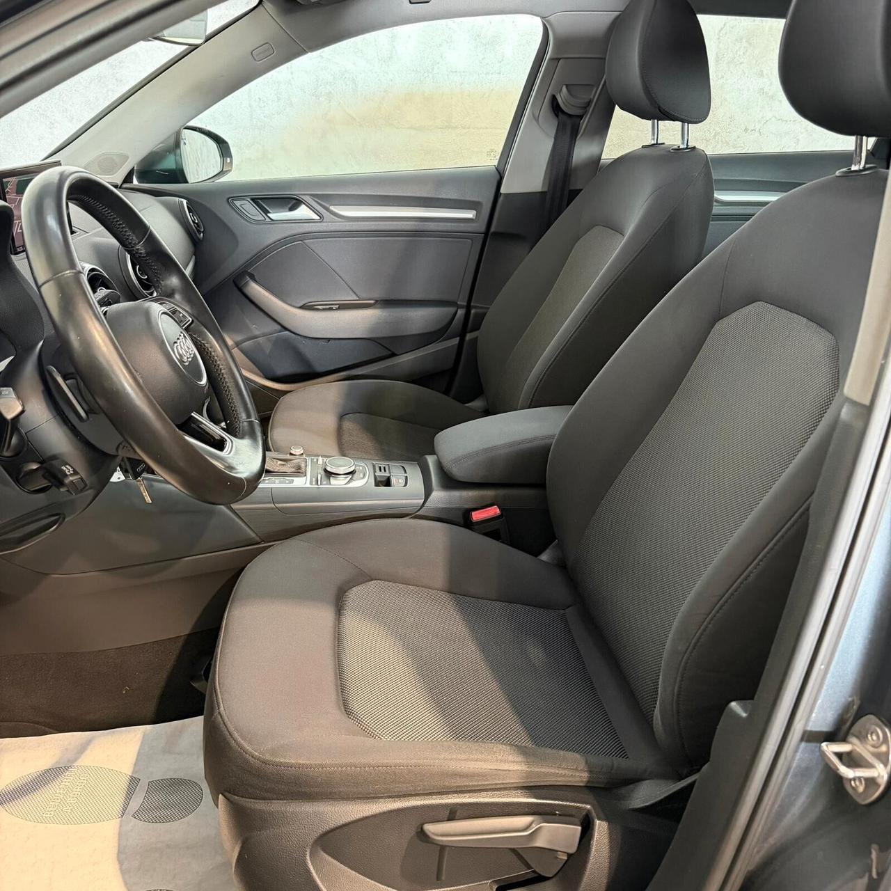 Audi A3 SPB 1.6 TDI S-TRONIC