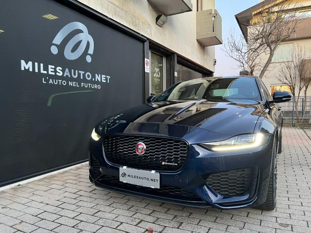 JAGUAR XE 2.0 D 180 CV AWD aut. R-Dynamic Cerchi 19"