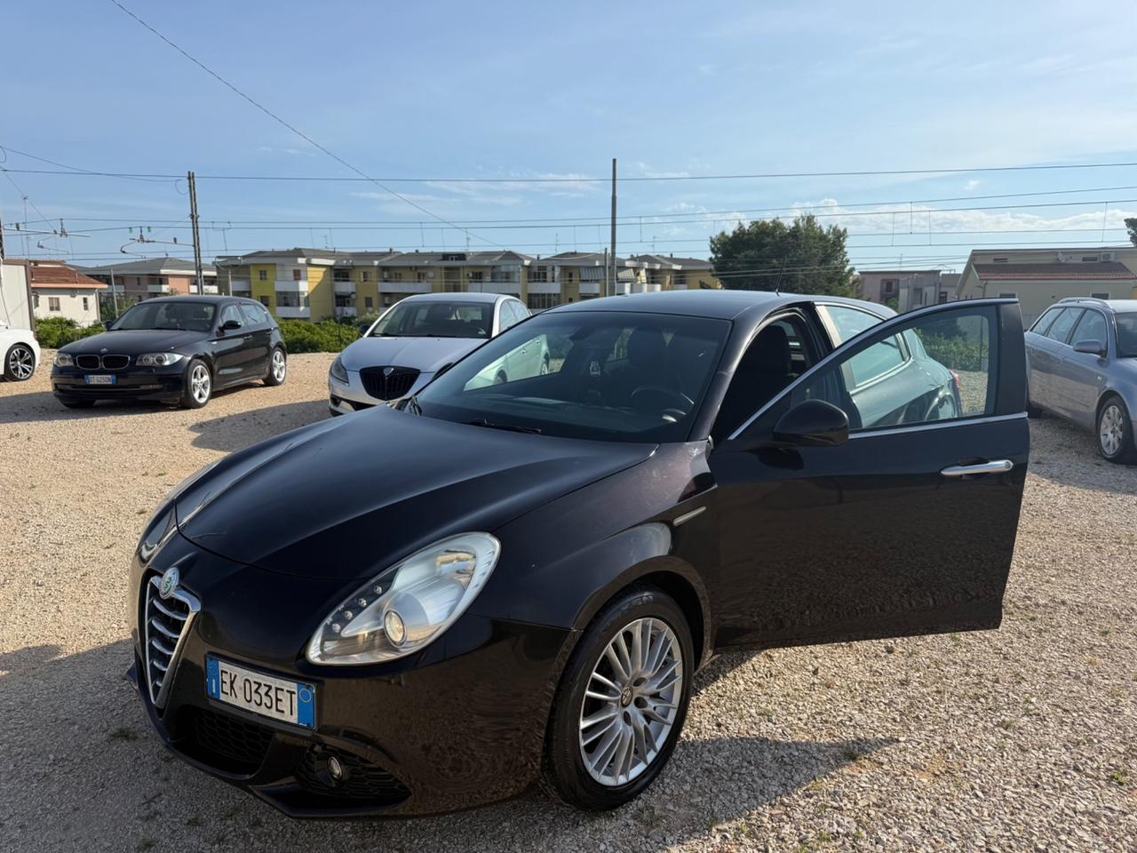 Alfa Romeo Giulietta 1.6 JTDm-2 105 CV 3.999€ PERMUTE