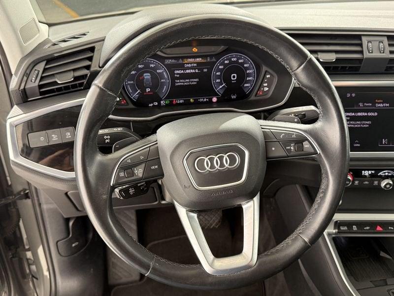 Audi Q3 45 TFSI e S tronic S Line Edition