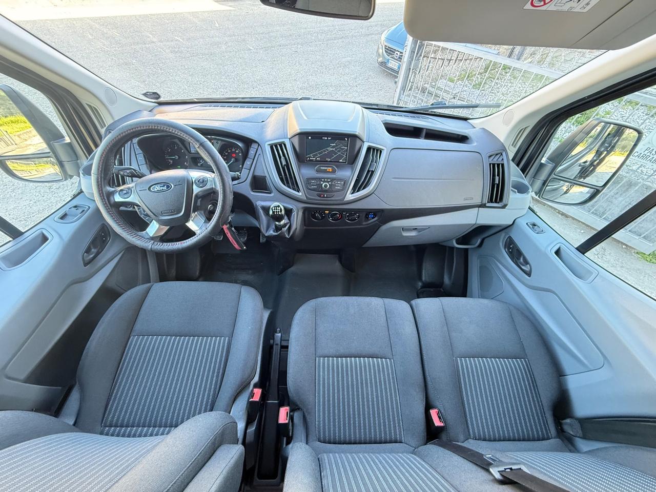 Ford Transit 2.0TDCi 9 POSTI PASSO LUNGO GANCIO TRAINO