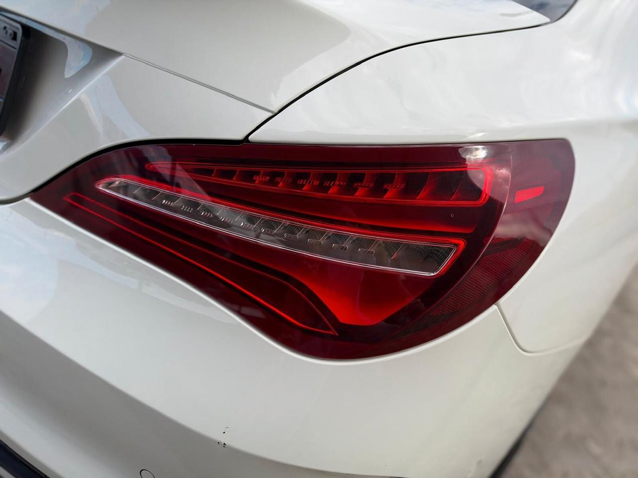 MERCEDES CLA COUPE' 220D PREMIUM AMG 177CV
