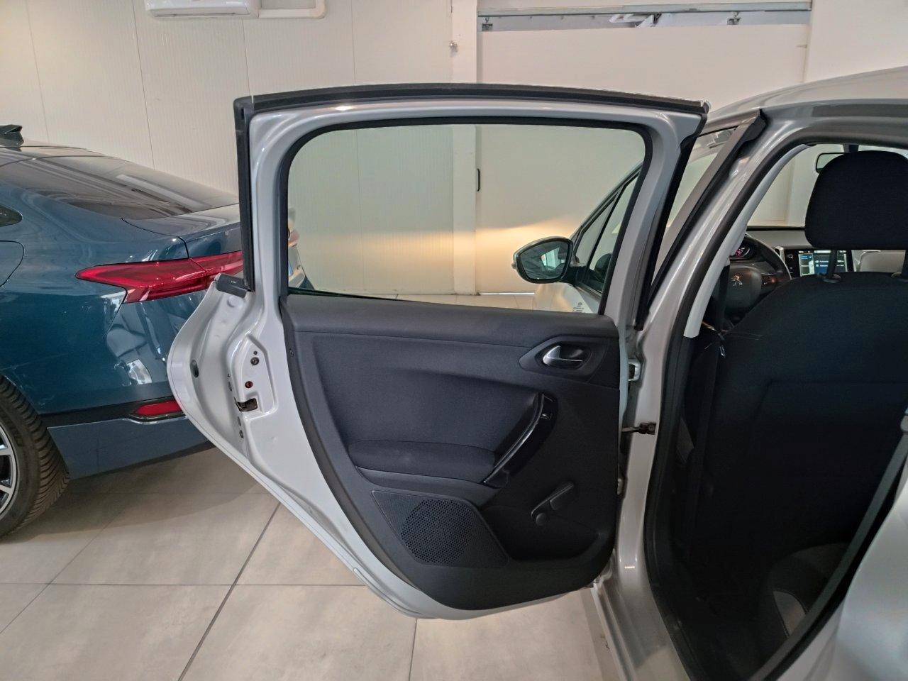Peugeot 208 3 Porte 208 3p 1.0 puretech (vti) 12v Access