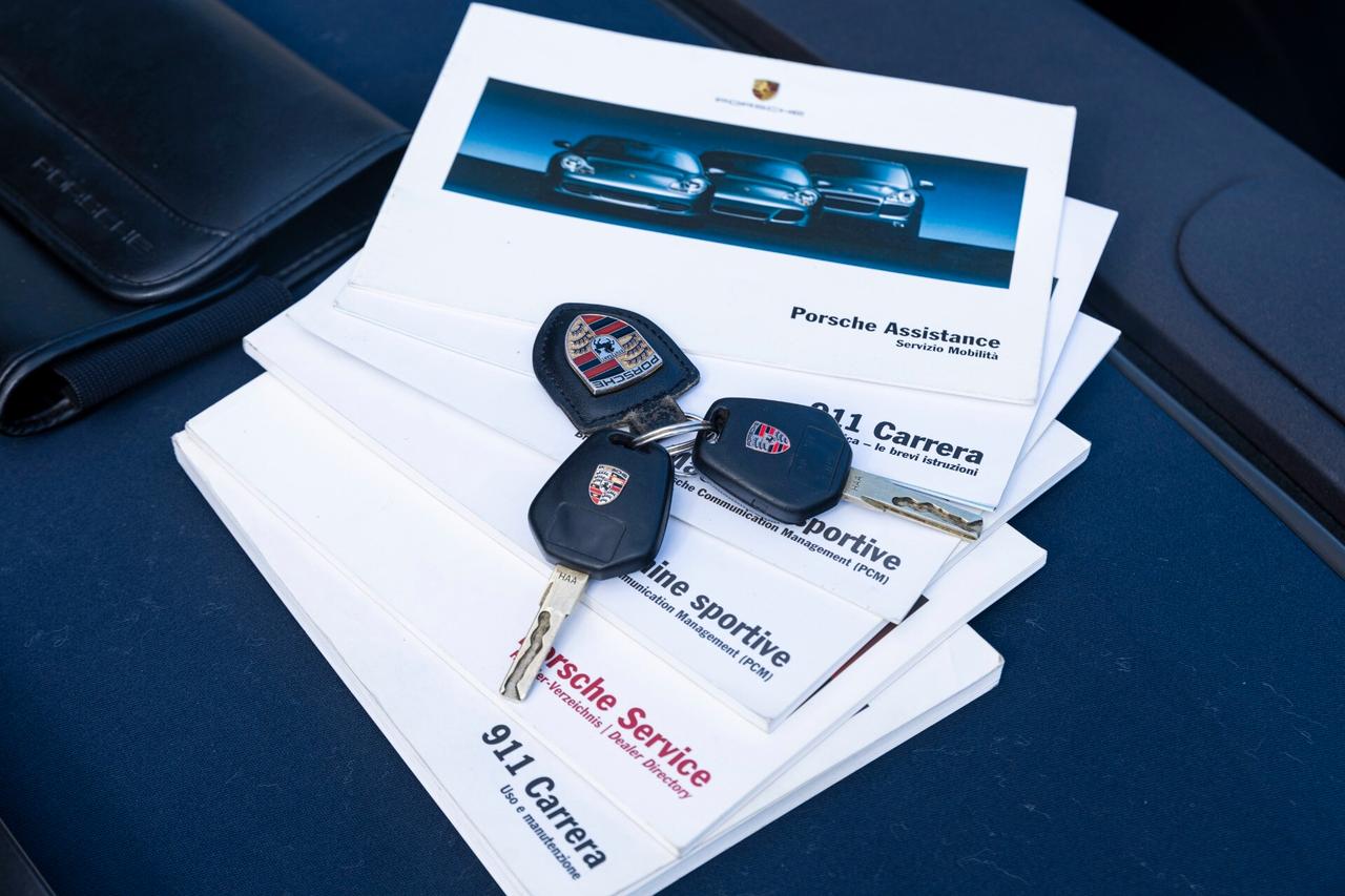 Porsche 911 Carrera 4S cat Cabriolet