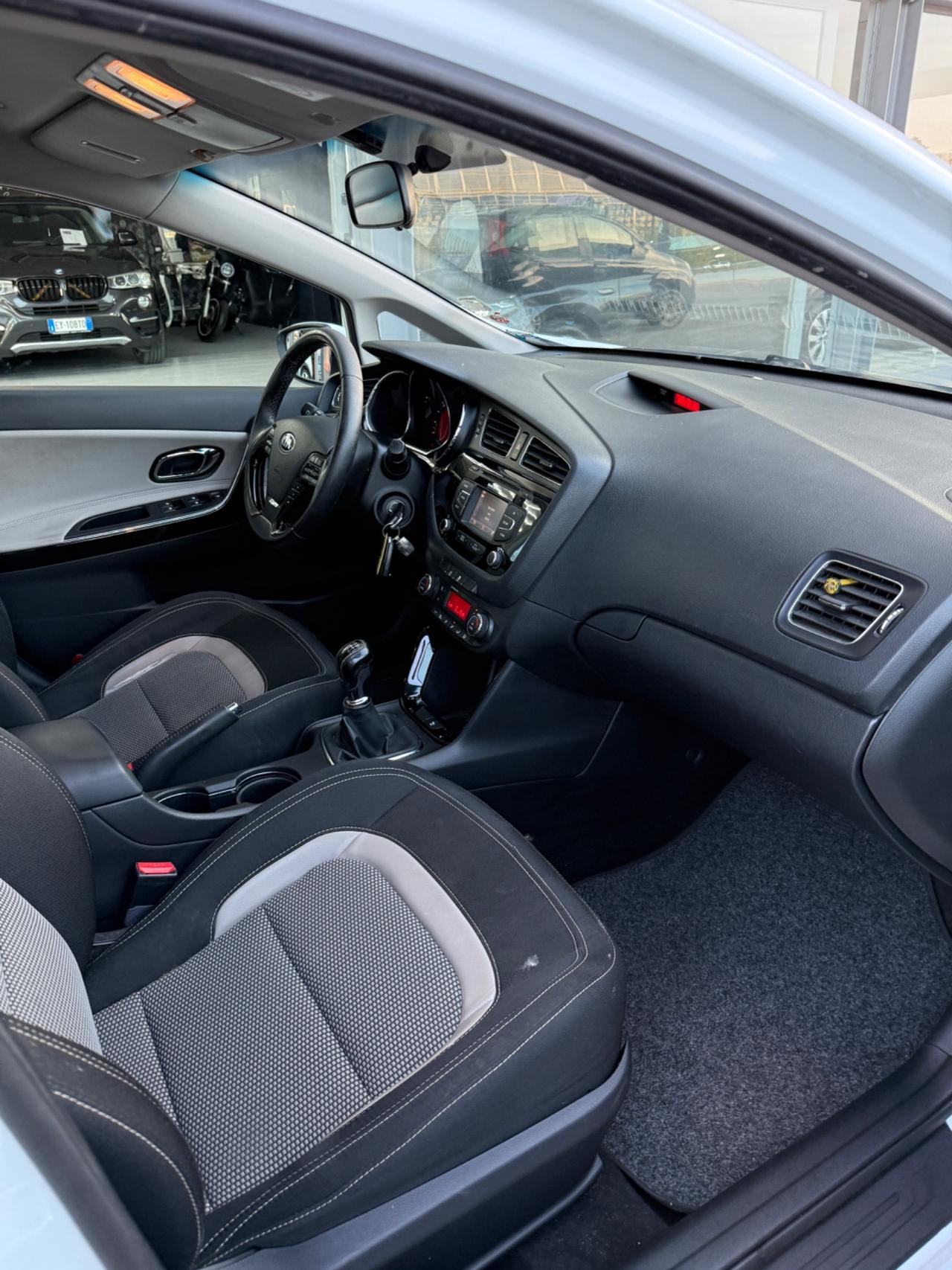 Kia Ceed cee'd 1.4 CVVT 5 porte Cool