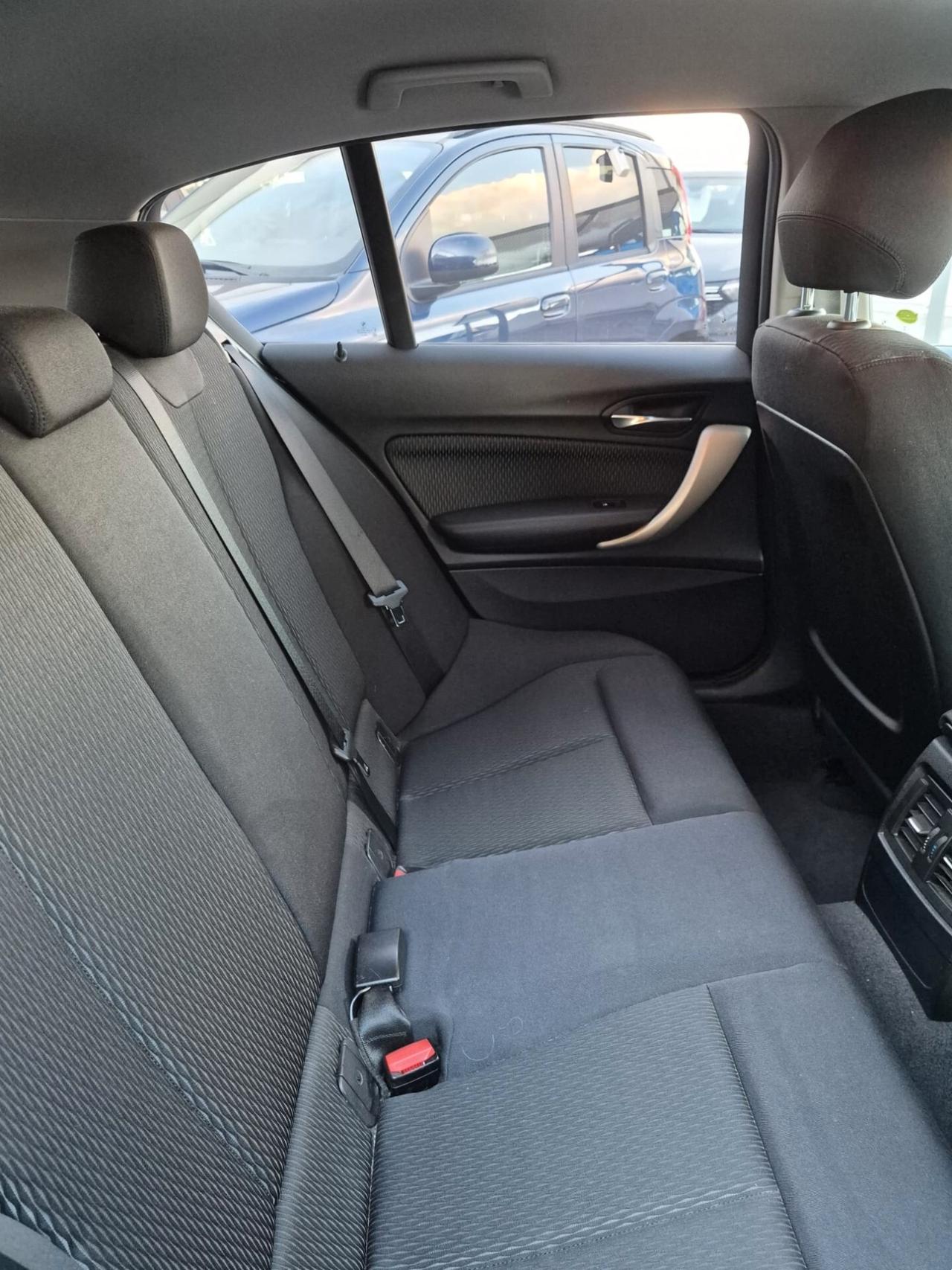Bmw 116 116d 5p. Efficient Dynamics Urban