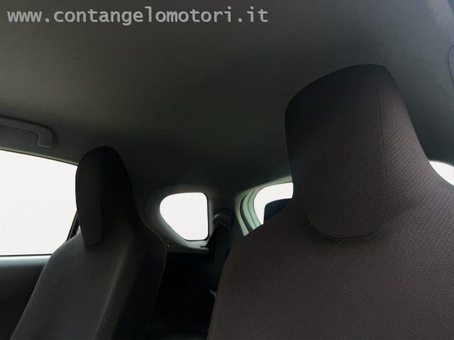 TOYOTA iQ 1.0