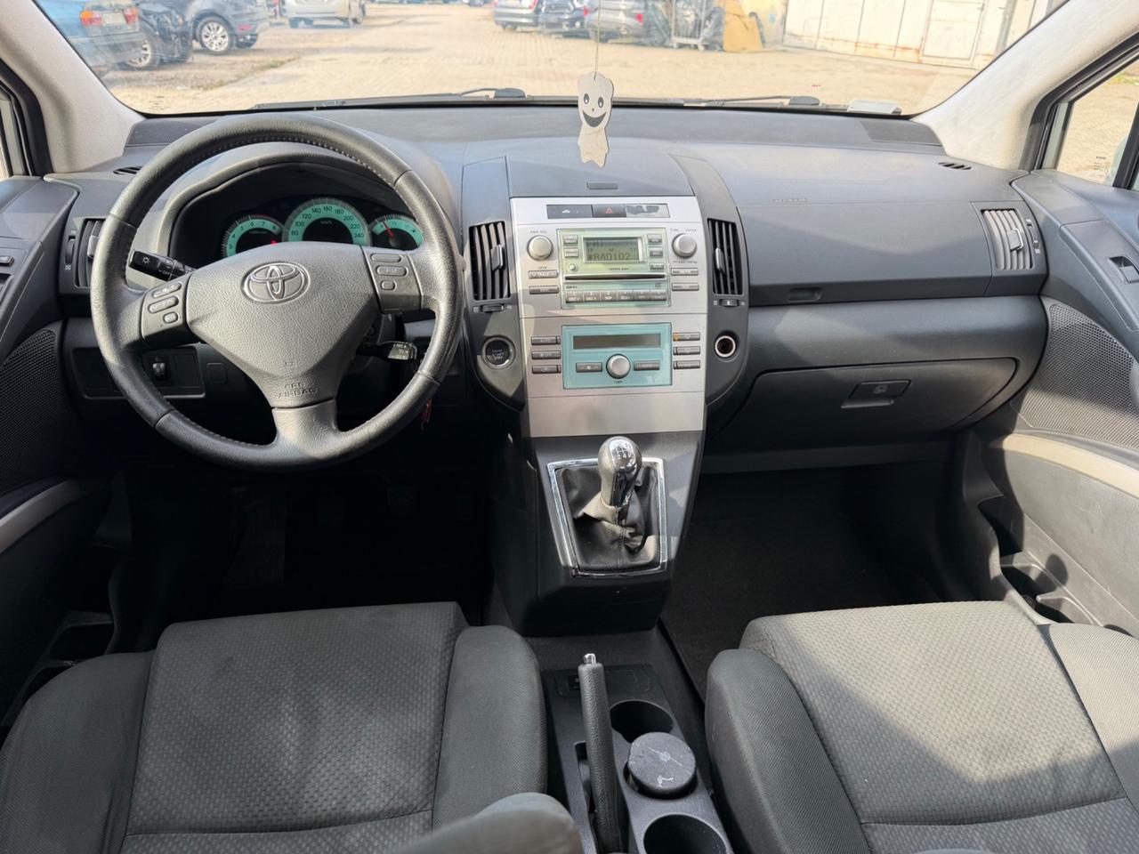 Toyota Corolla Verso 1.8 benzina 2007 7 posti