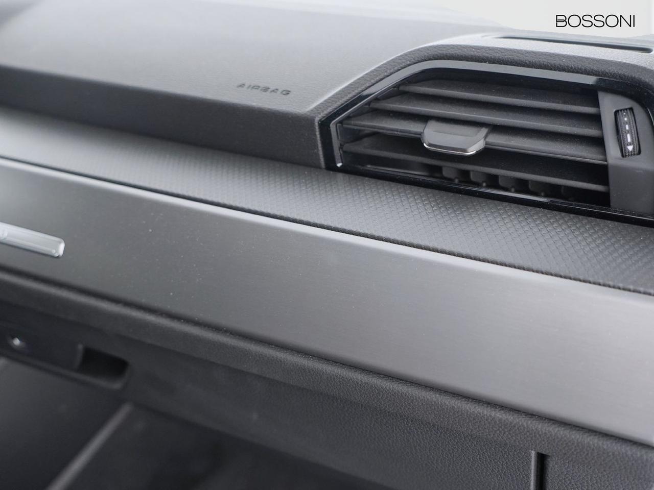 Audi Q3 35 2.0 tdi s line edition s tronic