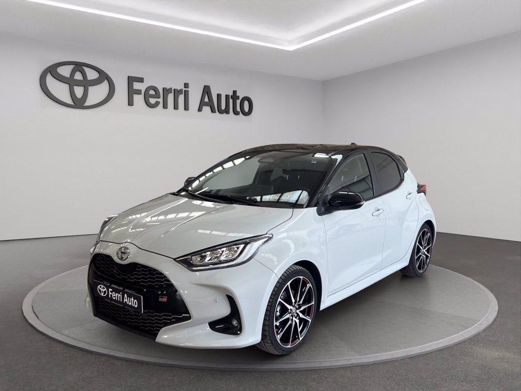 TOYOTA Yaris 1.5h 130 lounge del 2024