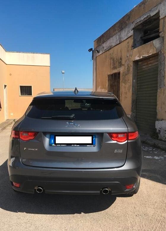 Jaguar F-Pace 2.0 D 240 CV AWD aut. R-Sport