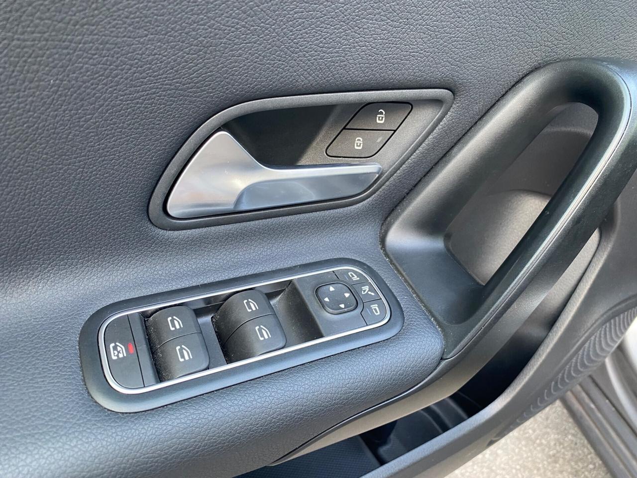 Mercedes A 180d MY23 Soli 19 Mila KM Cambio Automatico