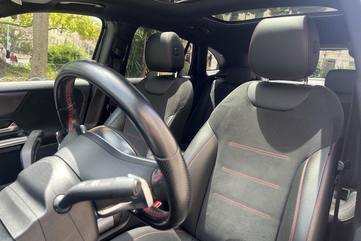 MERCEDES GLA 220 d Automatic 4Matic Premium