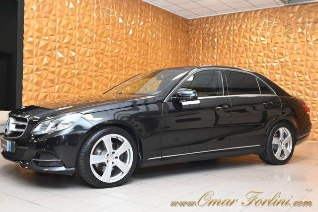 MERCEDES-BENZ E 300 BlueTec HYBRID AUT.SPORT NAVI FULL X COMMERCIANTI!