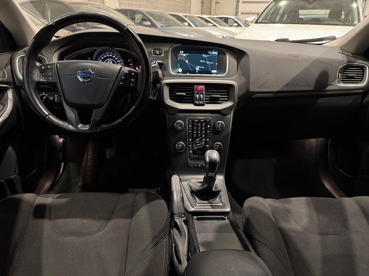 Volvo V40 D2 1.6 Momentum
