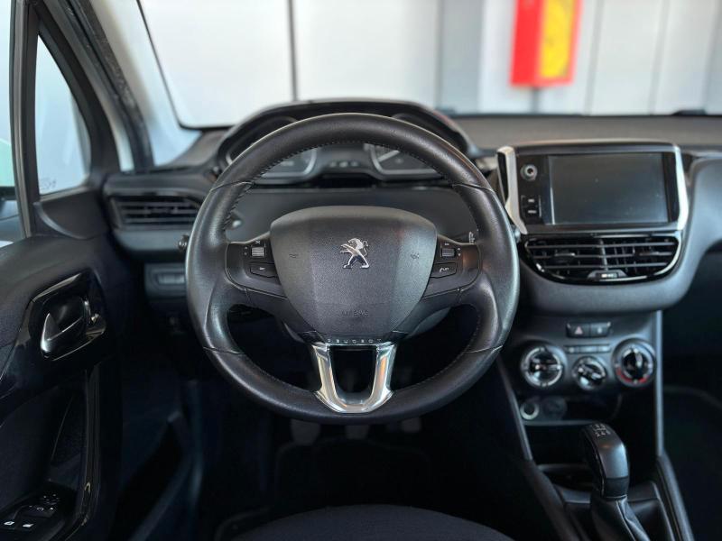 Peugeot 208 5 Porte 208 5p 1.2 puretech Active 82cv