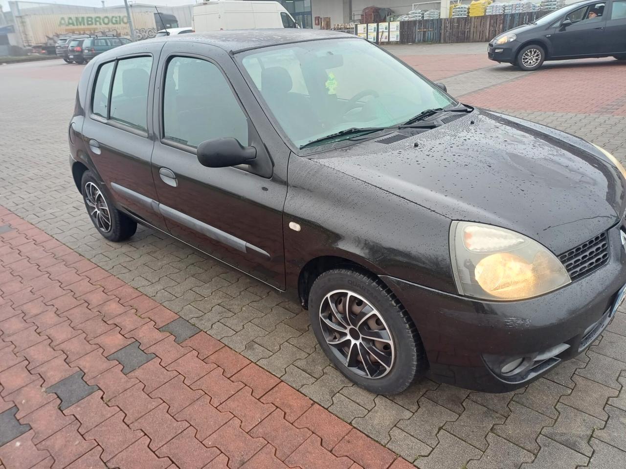 Renault Clio Storia 1.2 5 porte