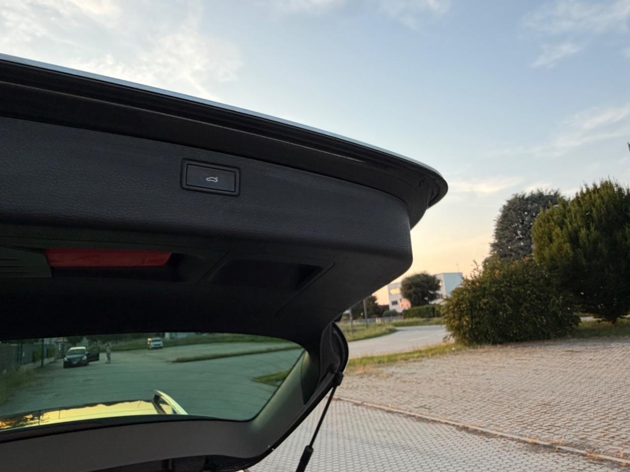 Volkswagen Passat 2.0 TDI DPF 4mot. Var. Highline