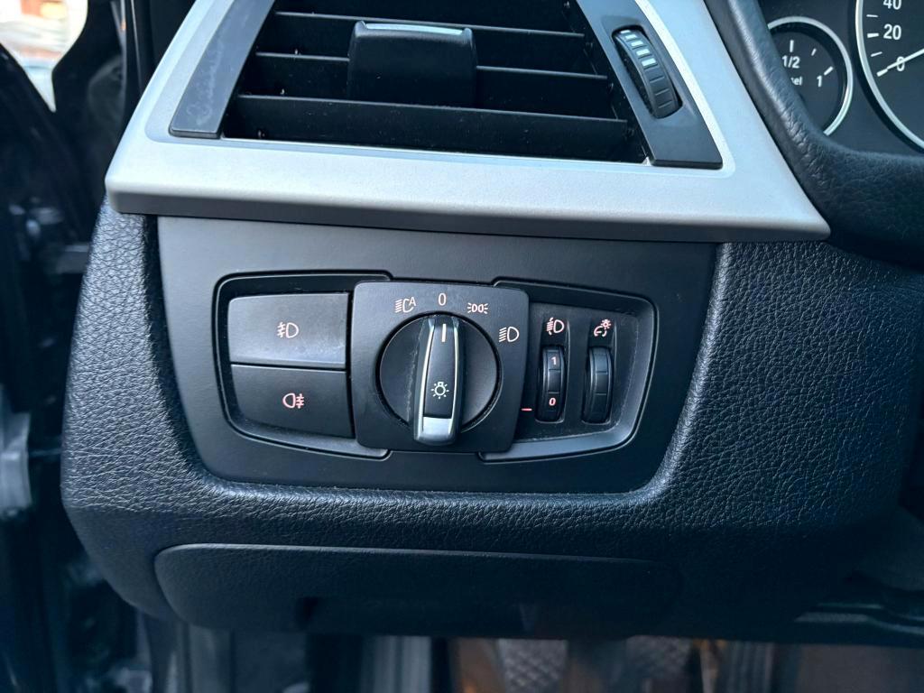 BMW Serie 3 Berlina 318d 2.0 DIESEL 143 CV Sport