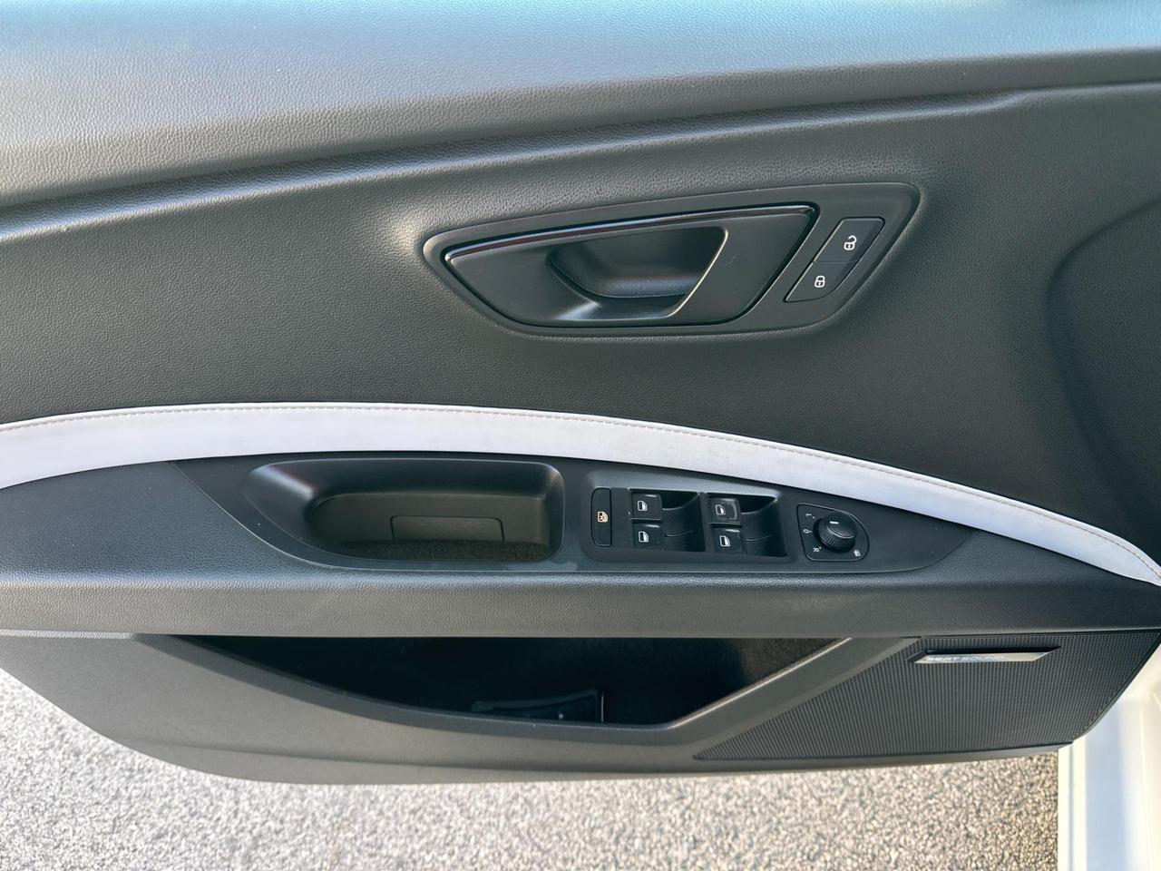 Seat Leon 5 Porte Leon 5p 2.0 tsi Cupra s&s 280cv dsg