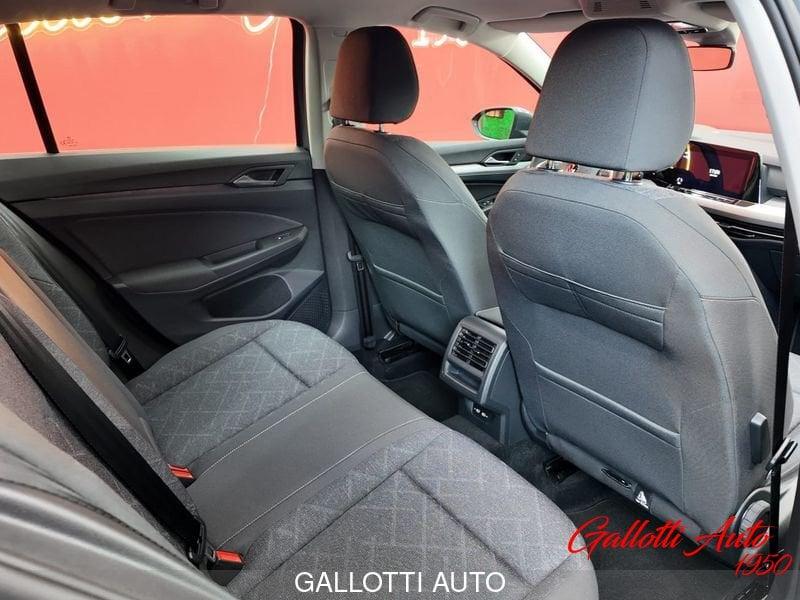 Volkswagen Golf 1.5 eTSI 130 CV EVO ACT DSG Life-NESSUN OBBL. FIN.