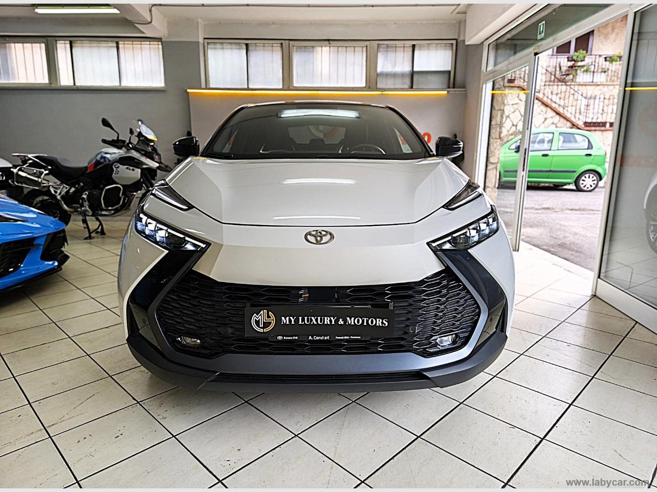 TOYOTA C-HR 1.8 Hybrid E-CVT Lounge 25.000KM*FULL