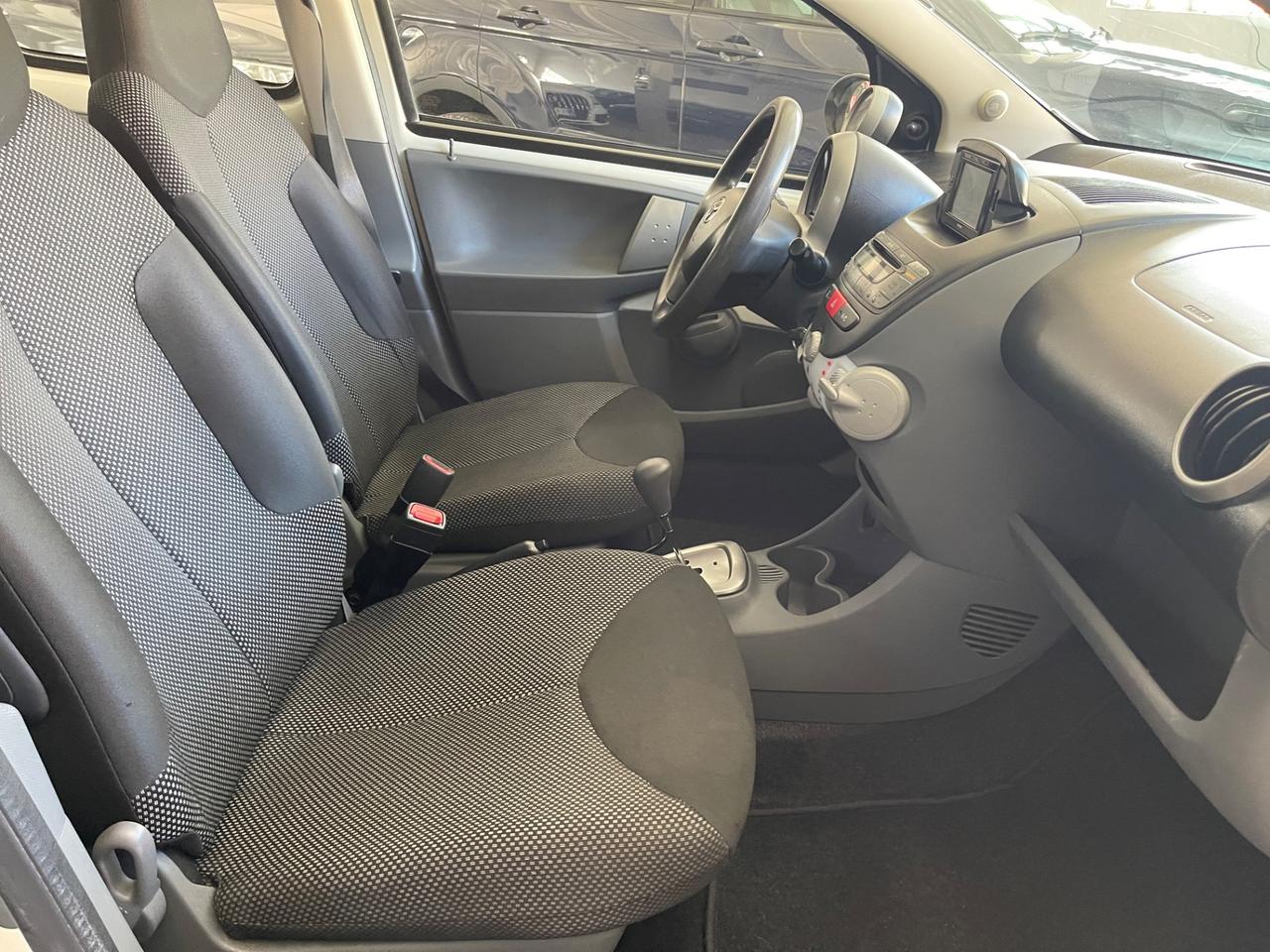 Toyota Aygo 1.0 12V VVT-i 5 porte Now Connect