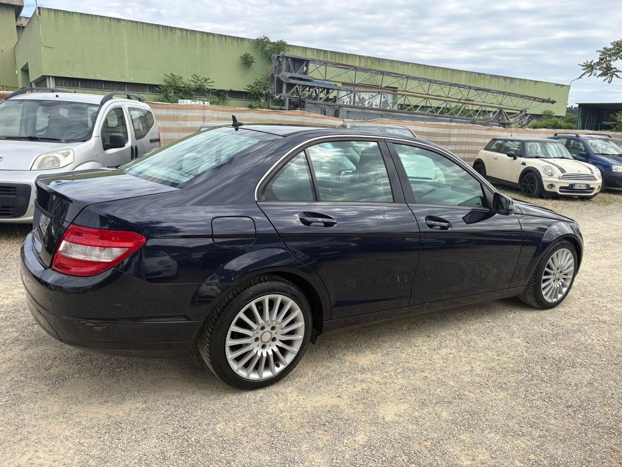 Mercedes-benz C 200 CDI 2009 2.2 DIESEL 136CV 271.000 KM