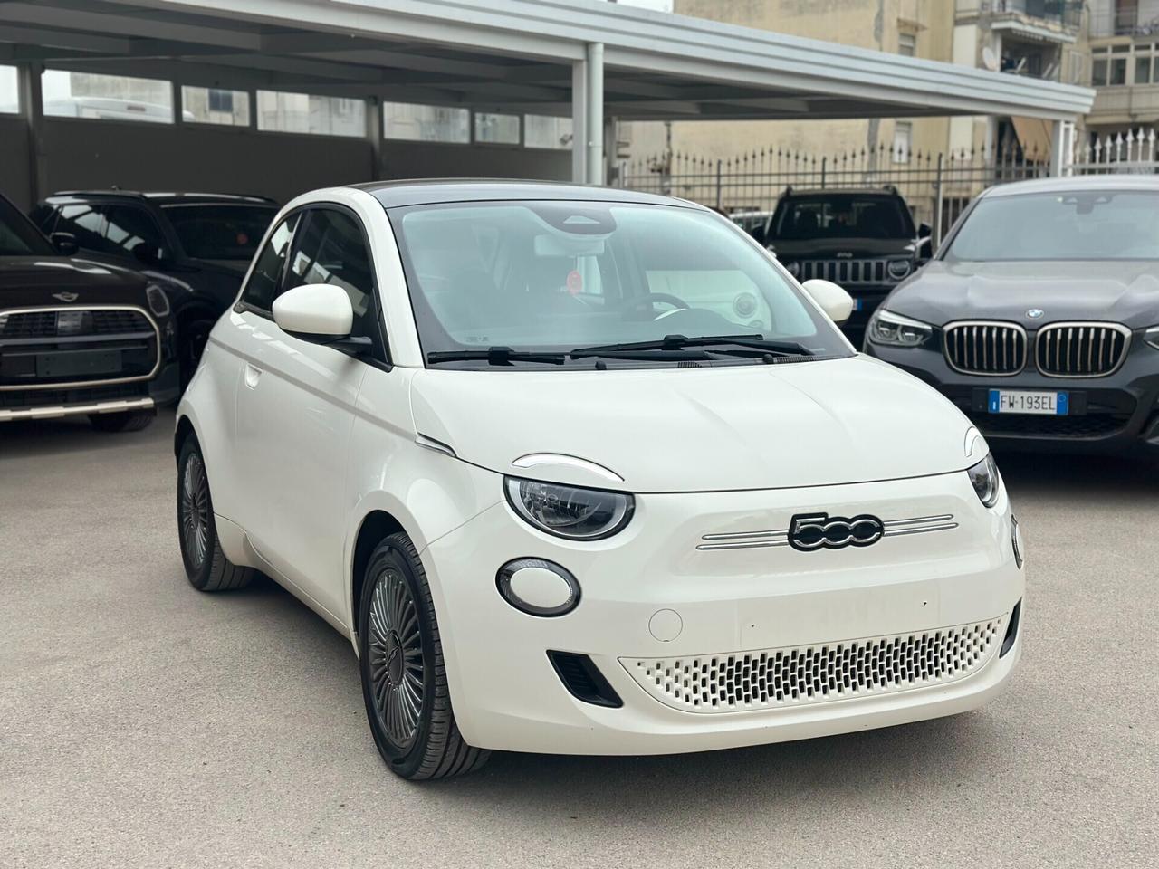 Fiat 500 500e Berlina 42 kWh