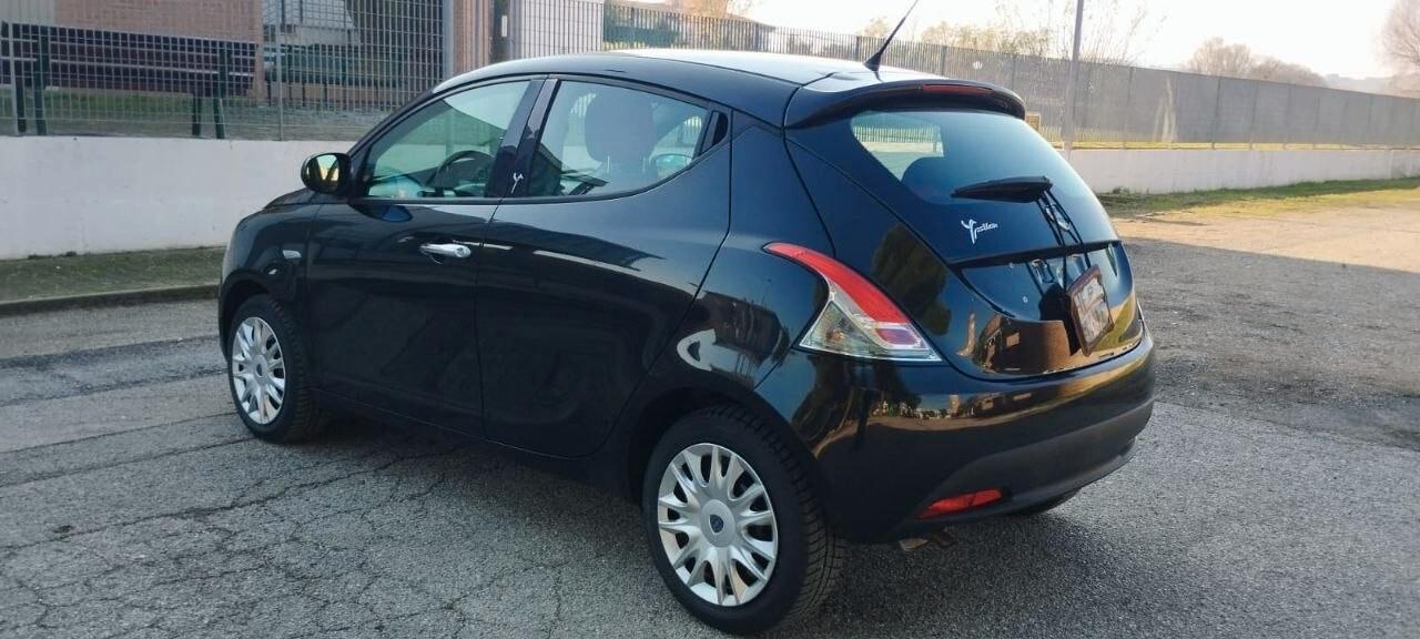 Lancia Ypsilon 1.2 km 45.226