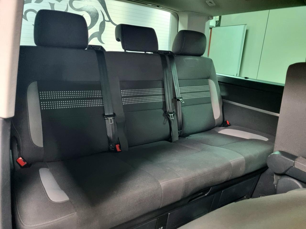 VOLKSWAGEN MULTIVAN 2.0 TDI 140CV DSG HIGHLINE