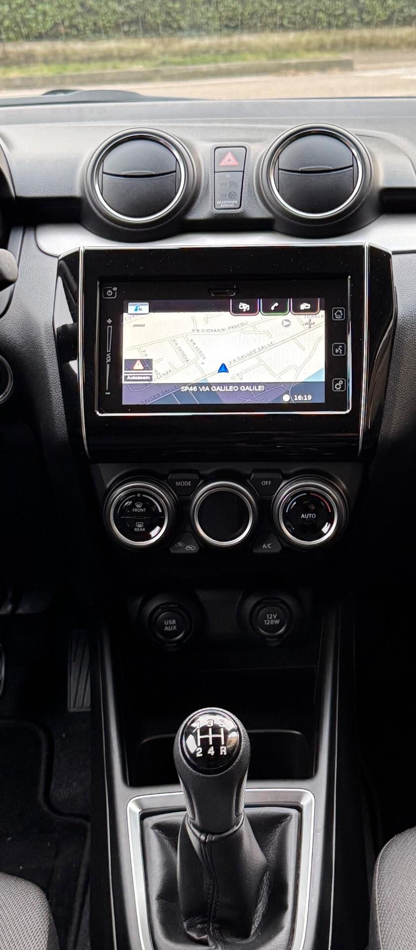 Suzuki Swift 1.2 Hybrid Top