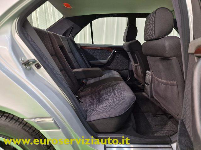 MERCEDES-BENZ C 180 cat Elegance