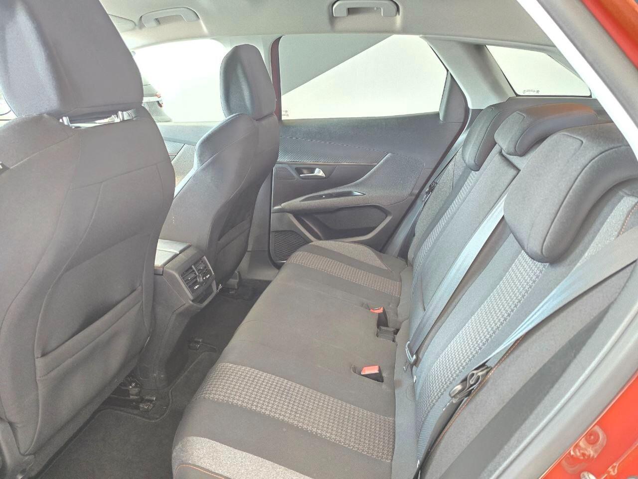 Peugeot 3008 BlueHDi 130 S&S EAT8 Allure KM 109.000