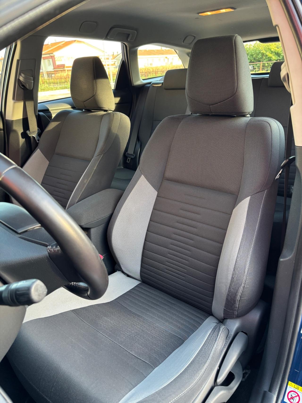 Toyota Auris Touring Sports 1.8 Hybrid Active