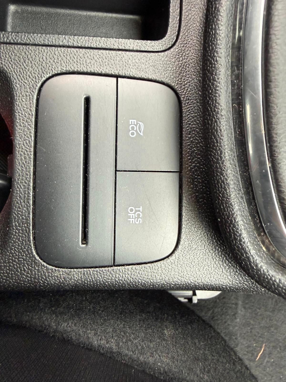 FORD FIESTA 1.1 S.T. LINE 5 P OK NEOP.