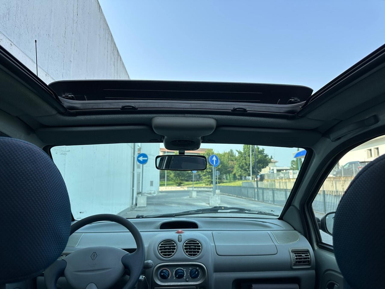 Renault Twingo 1.2i Unico Proprietario Neopatentati
