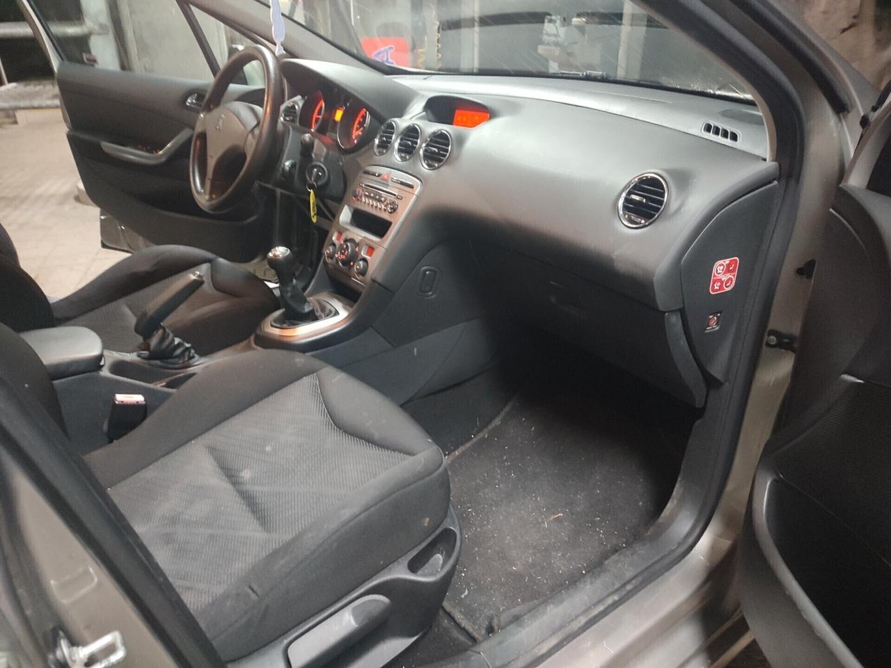 Peugeot 308 1.6 HDi 90CV SW Premium Mix