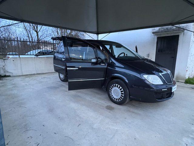 LANCIA Phedra EBNZINA/GPL FINO 09/33 AUTOMATICA 8 POSTI Emblema