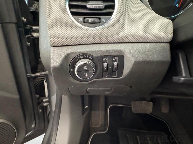 Chevrolet Cruze AUTO PER COMMERCIANTI - Cruze 2.0 Diesel 150CV 4 porte LT